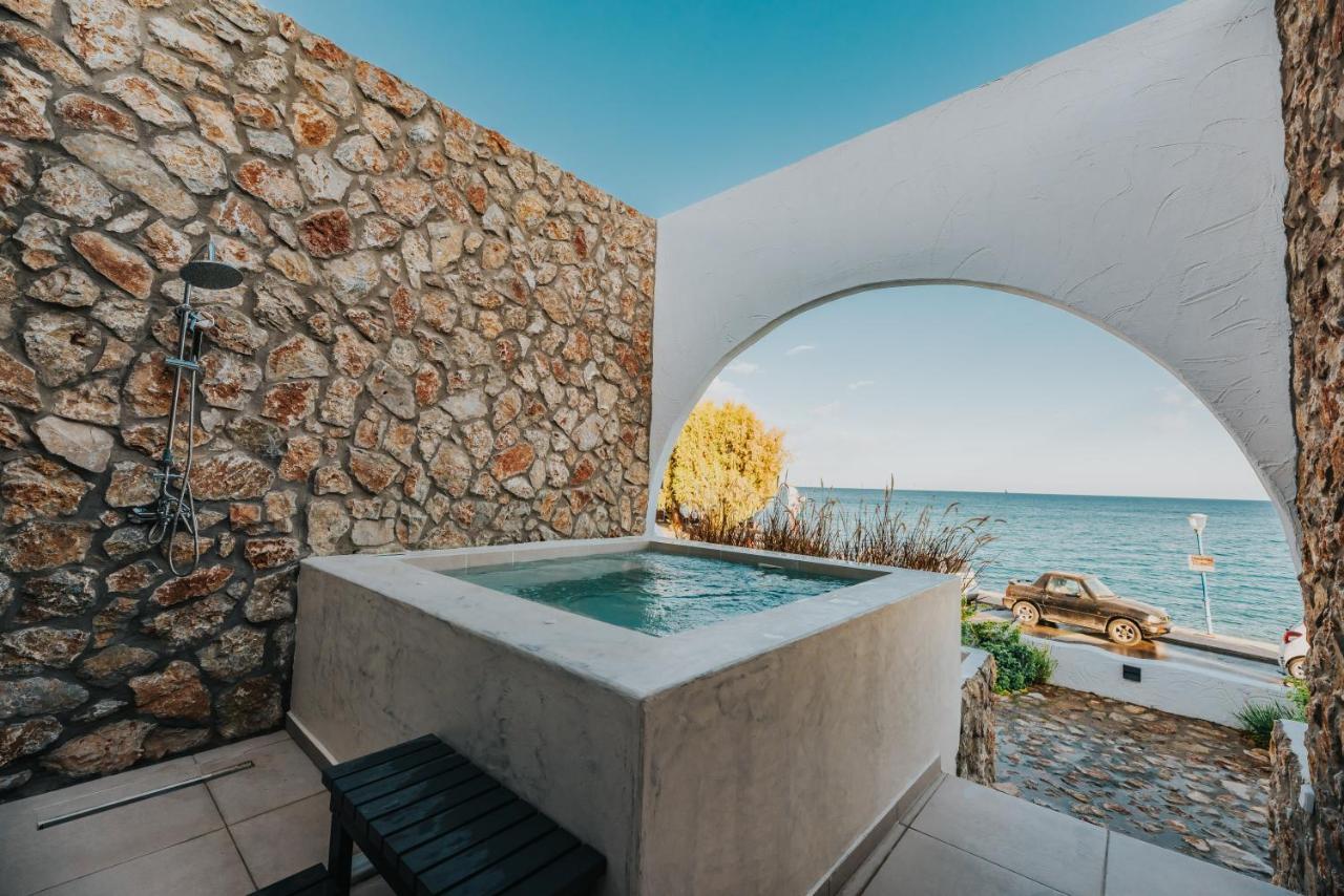 Delfini Beach Hotel & Suites Arhángelosz Kültér fotó