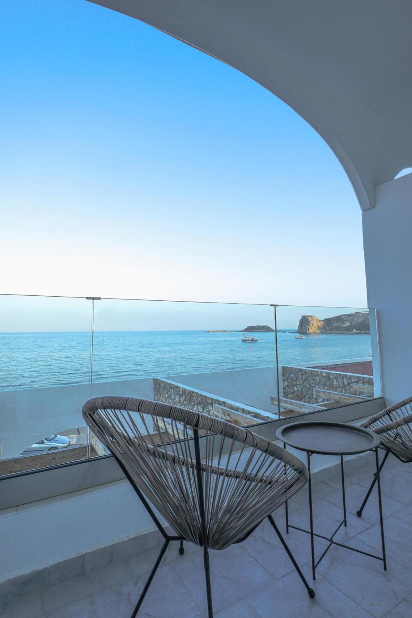 Delfini Beach Hotel & Suites Arhángelosz Kültér fotó