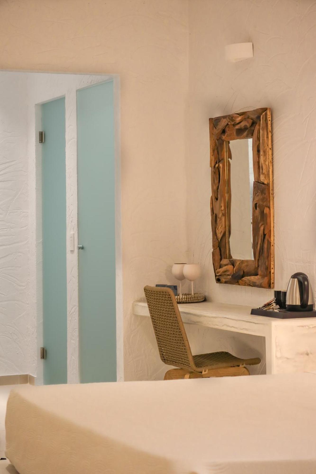 Delfini Beach Hotel & Suites Arhángelosz Kültér fotó