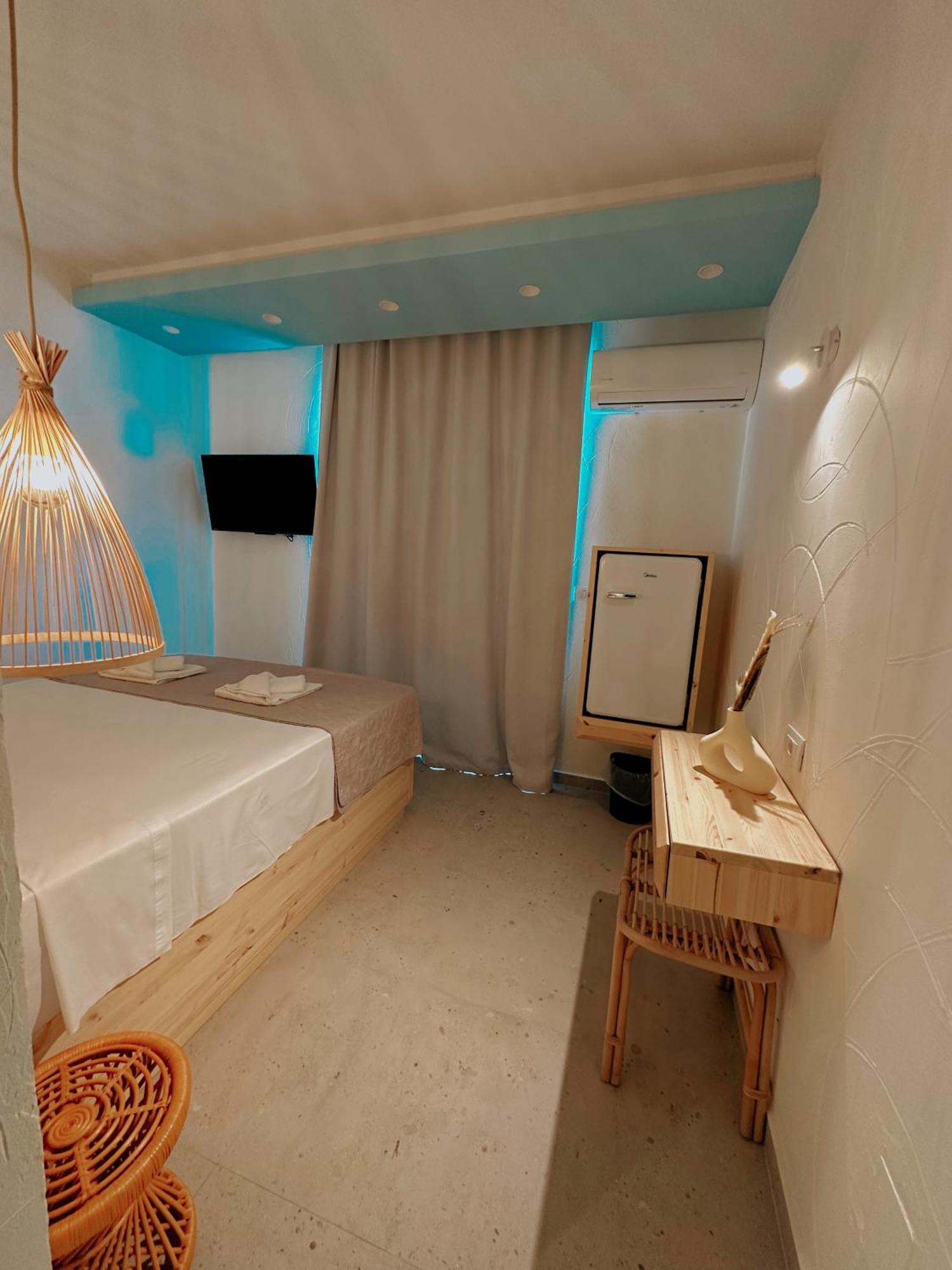 Delfini Beach Hotel & Suites Arhángelosz Kültér fotó